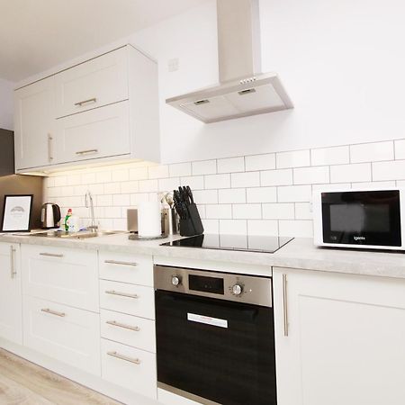 Apartment 46 Luna With Free Parking Йорк Екстер'єр фото