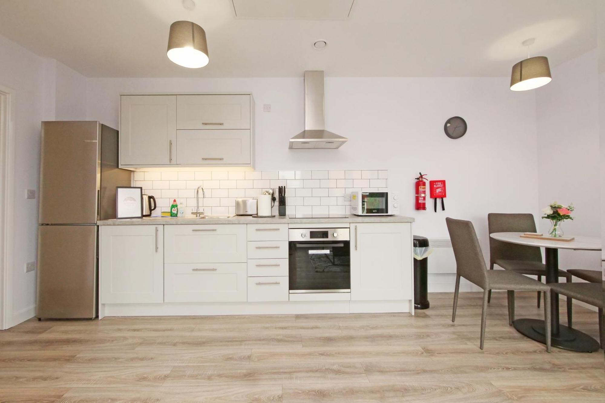 Apartment 46 Luna With Free Parking Йорк Екстер'єр фото