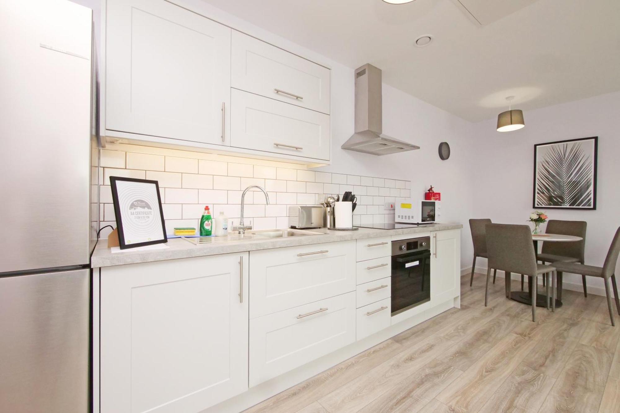 Apartment 46 Luna With Free Parking Йорк Екстер'єр фото